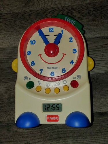 1995 Hasbro Playskool Teaching Time Talking Clock.