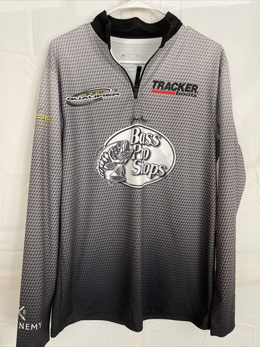 Bass Pro Shops Tracker Boats Johnny Fishing 1/4 Zip