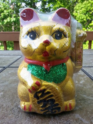  Chinese  Waving Cat  for sale Only 3 left at 70 