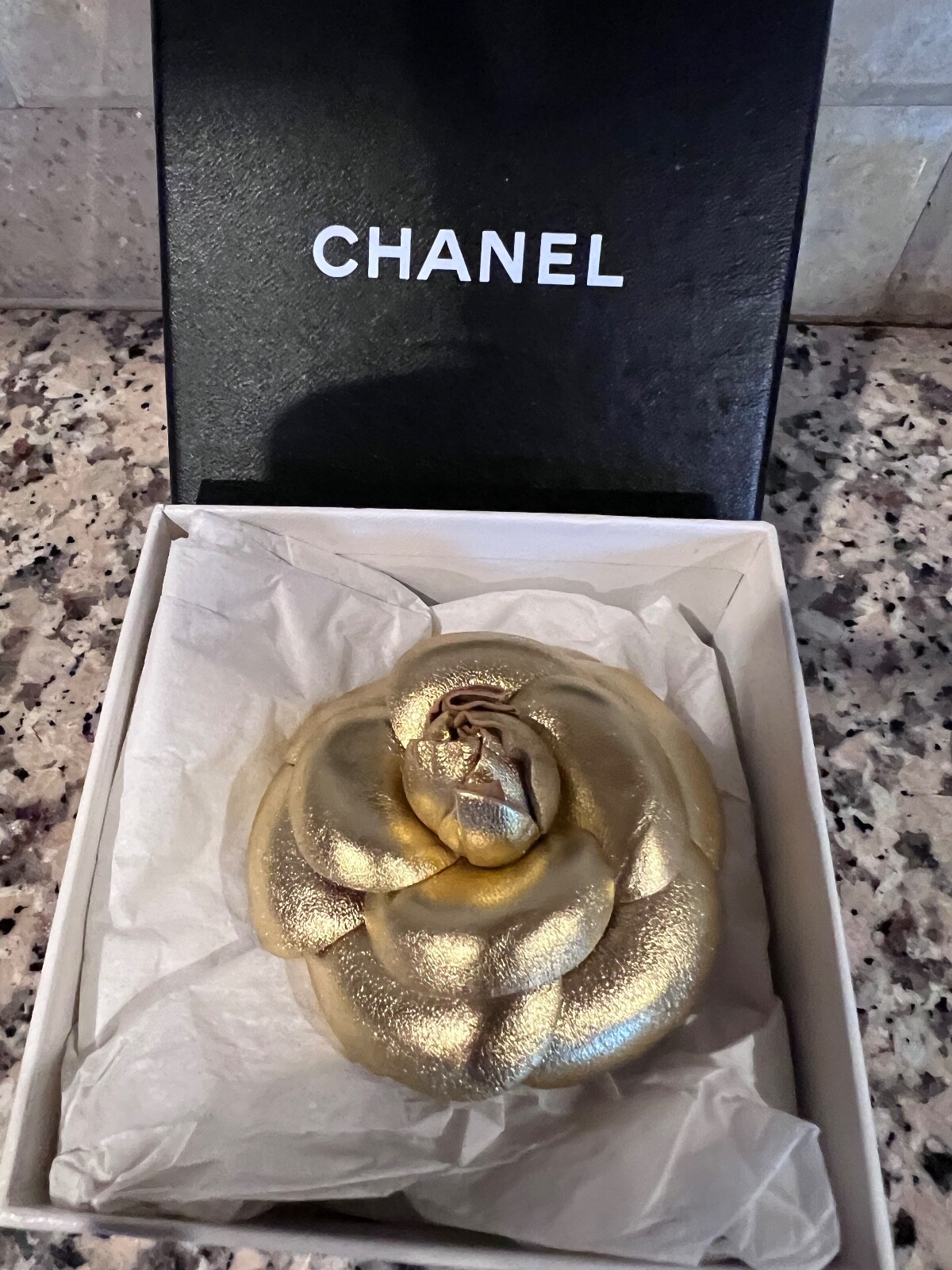 ル　カメリア　ウォームゴールド chanel RARE Authentic Chanel Gold Camellia Flower Pin Metal | eBay