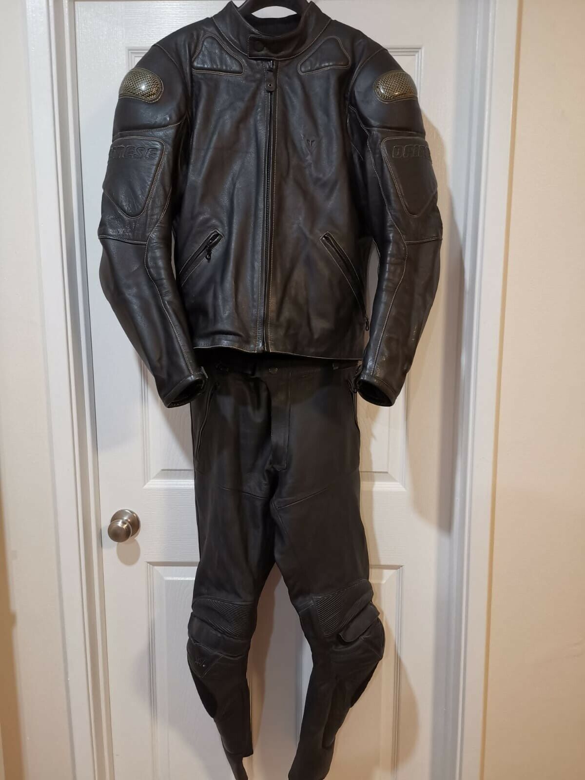 Protect yourself! Dainese full leathers - Flash Jacket (sz Protect yourself! Dainese full leathers - Flash Jacket (sz