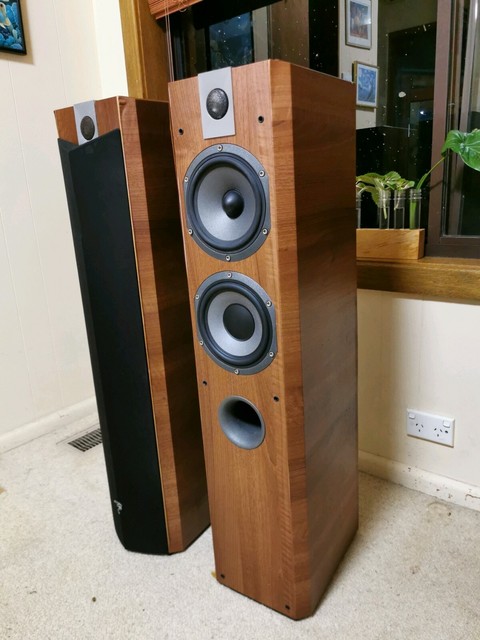 focal 716 v