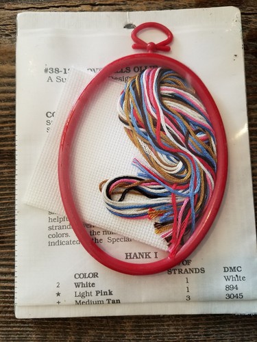 Cute! Suzy's Zoo STORYBOOK OVERALLS OLLIE # 38-132 Cross Stitch Ornament Kit NEW