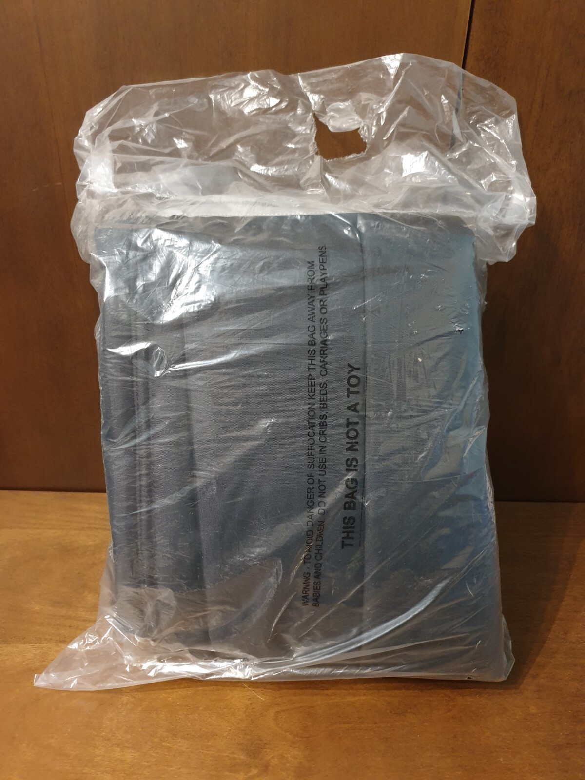 NEW! Refrigiwear 0386R IRON-TUFF ENHANCED VISIBILITY HIGH BIB NAVY - Medium