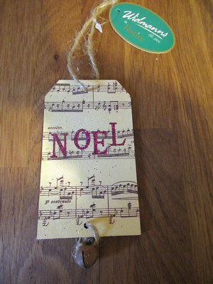 Little music note wood tag plaques with bell, Noel, Christmas musical Gift