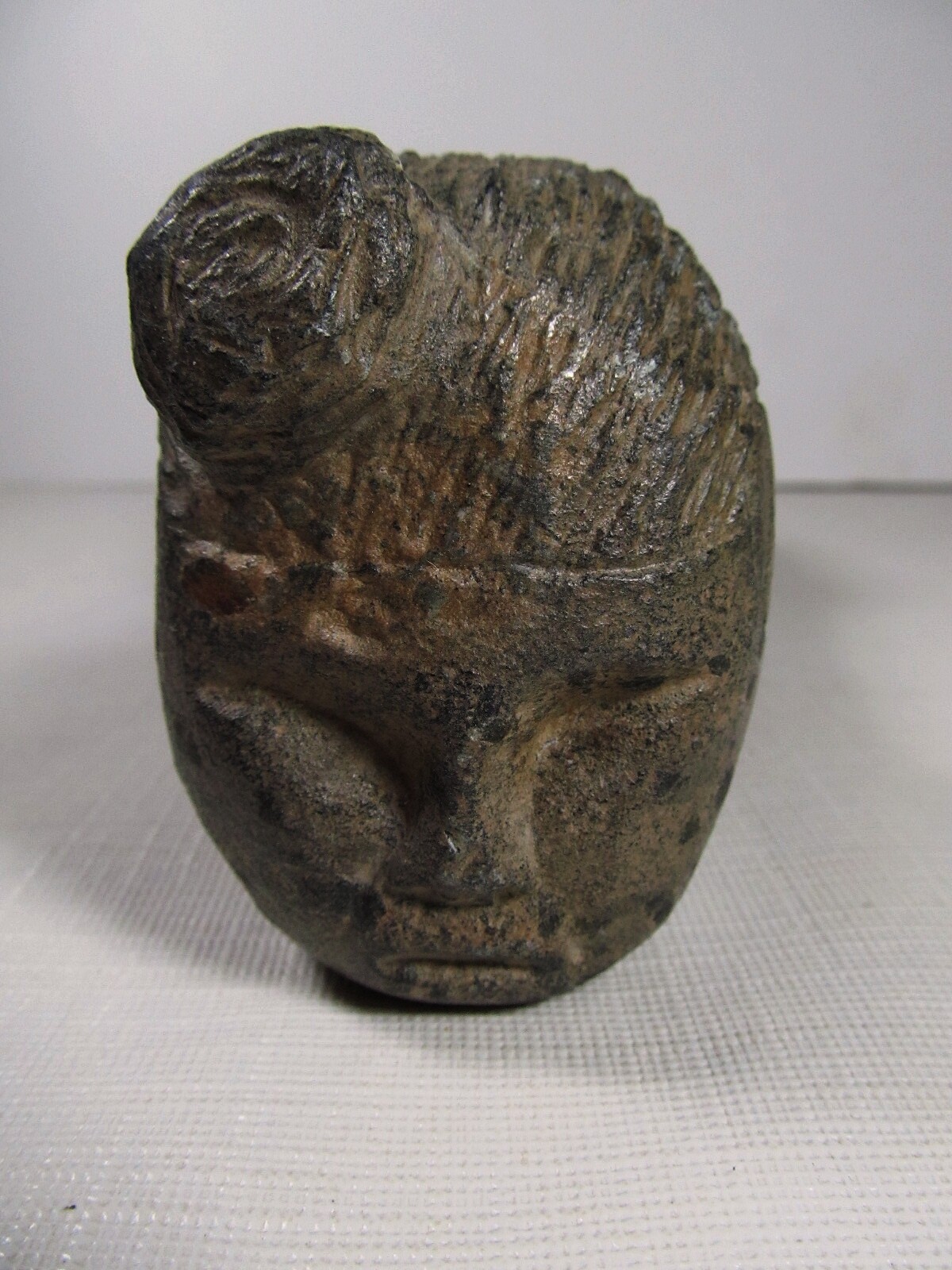 EFFIGY CARVED ONE OF A KIND NATIVE AMERICAN AUTHENTIC STONE PIPE