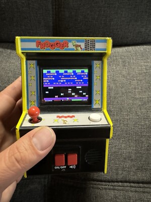 Mini Arcade Classics Konami FROGGER Game Handheld Retro Cabinet 06 TESTED