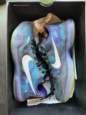 * VERY RARE* Peach Jam EYBL Kobe 10 size 9