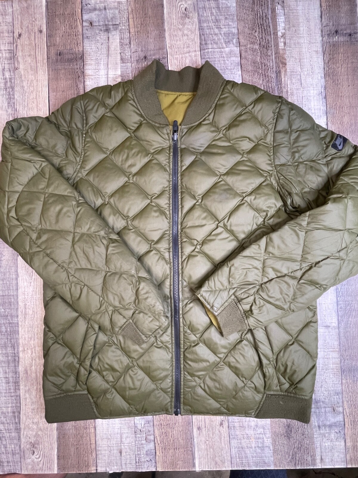 Nike Men L Reversible 550 Fill Duck Down Bomber Jacket Army Green Military