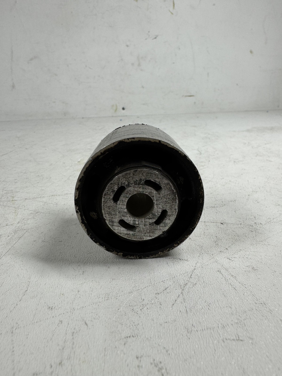 2012-2020 Tesla Model S/X Rear Transmission Mount Bushing OEM 6008780-00-C