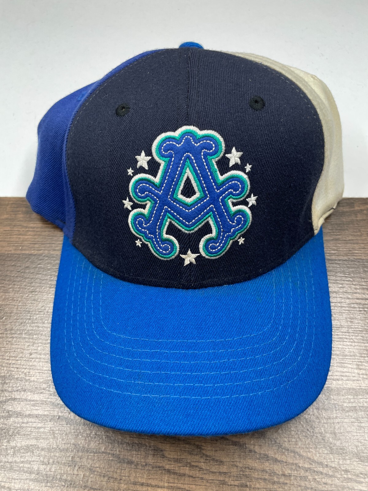 00s'vintage akademiks indian cap 90's