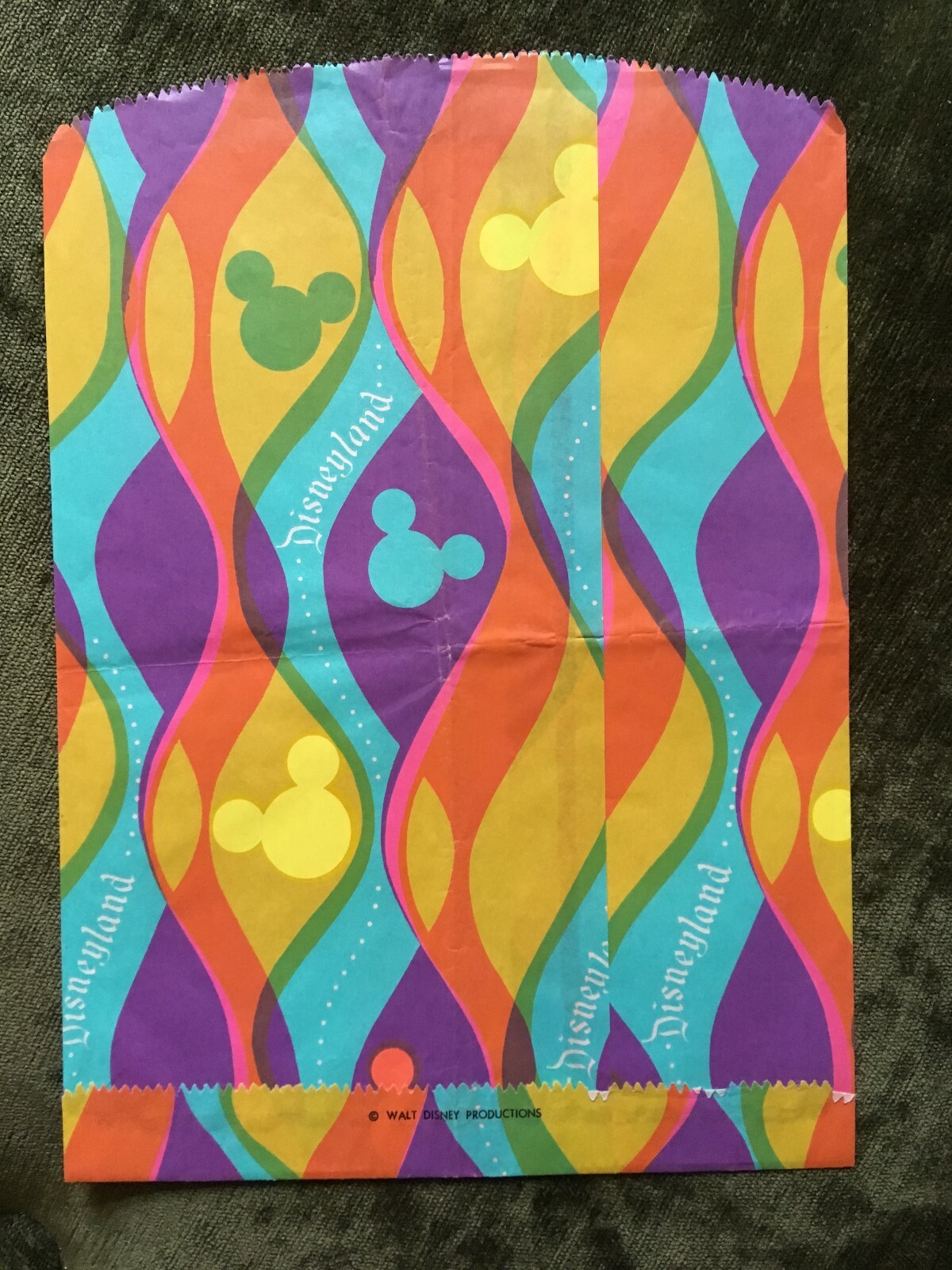 VINTAGE DISNEYLAND PSYCHEDELIC PAPER BAG 1960'S-70'S GROOVY! + DISNEYLAND FACTS