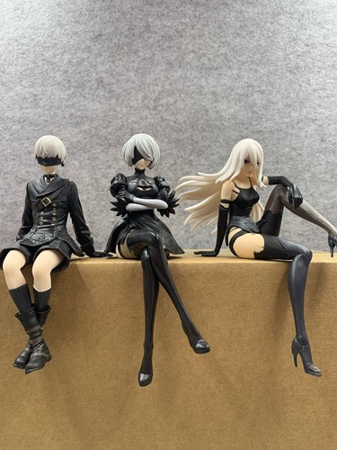 NieR:Automata ラメトート ステンドグラス風キーチェーン 2B 9S NieR:Automata ラメトート ステンドグラス風キーチェーン 2B 9S