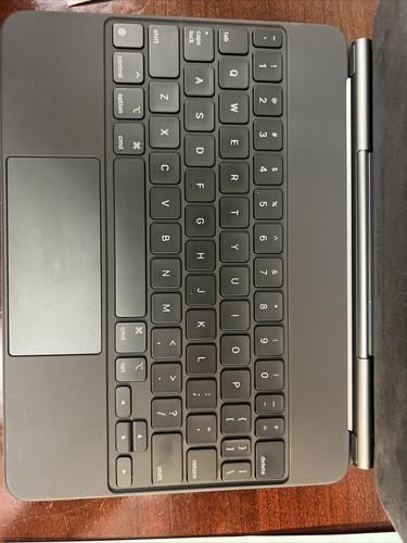 Apple MXQT2LL/A Magic Keyboard for iPad Pro 11 Apple MXQT2LL/A Magic Keyboard for iPad Pro 11