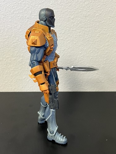 DC Collectibles Deathstroke Super Villians Figure Loose