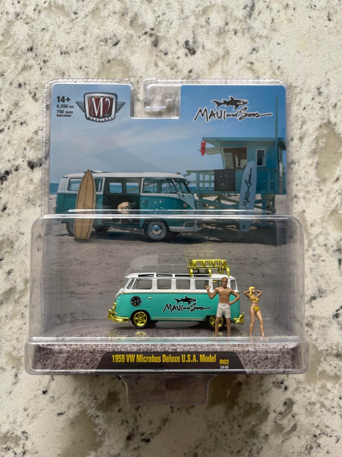 CHASE CAR 1/64 M2 Machines 1960 Volkswagen VW Delivery Van