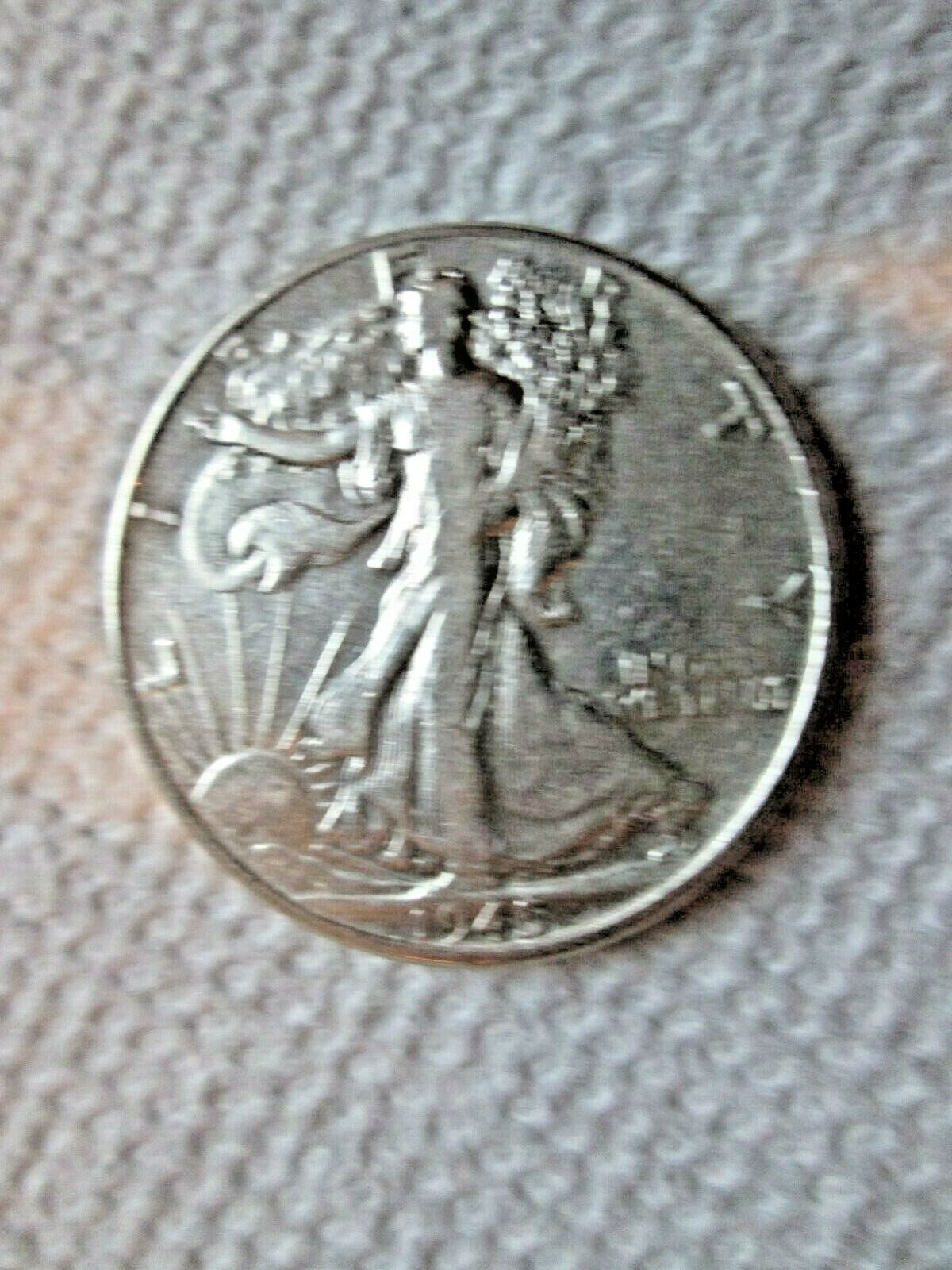 1945 P walking liberty half dollar Silver Coin, Nice Condition! - 512