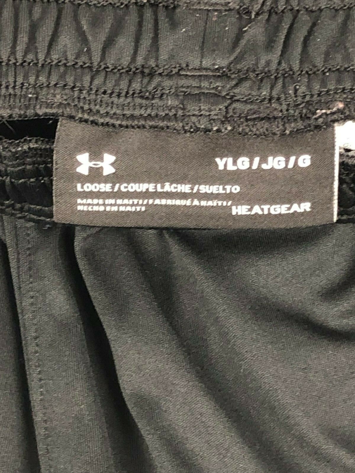 Under Armour / Heatgear Shorts / Size Youth Large / Black / Used