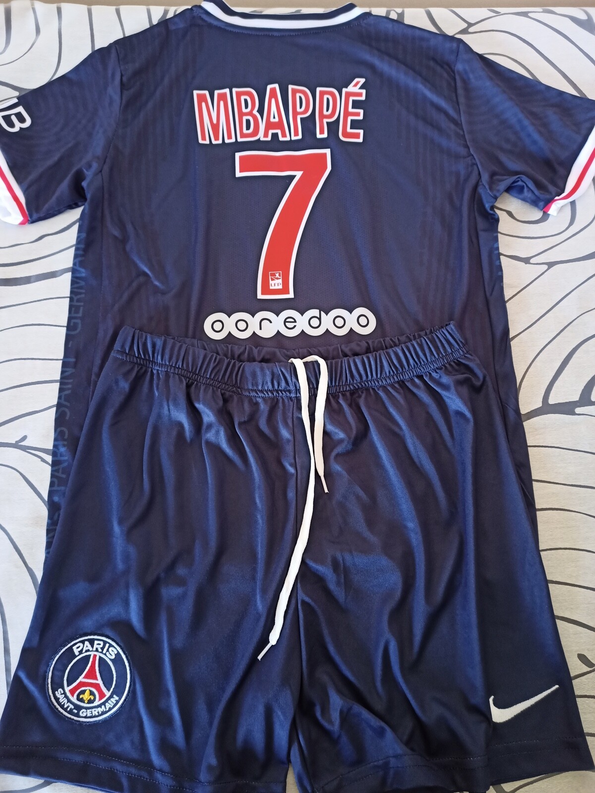 Paris Trikot +Hose für Kinder Mbappe Trikot Set Neu Gr. 140-152-164 Auswahl