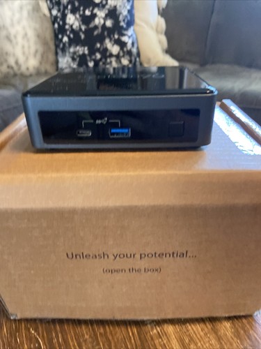 System76 Meerkat Mini Computer Linux  POP!_OS With Box