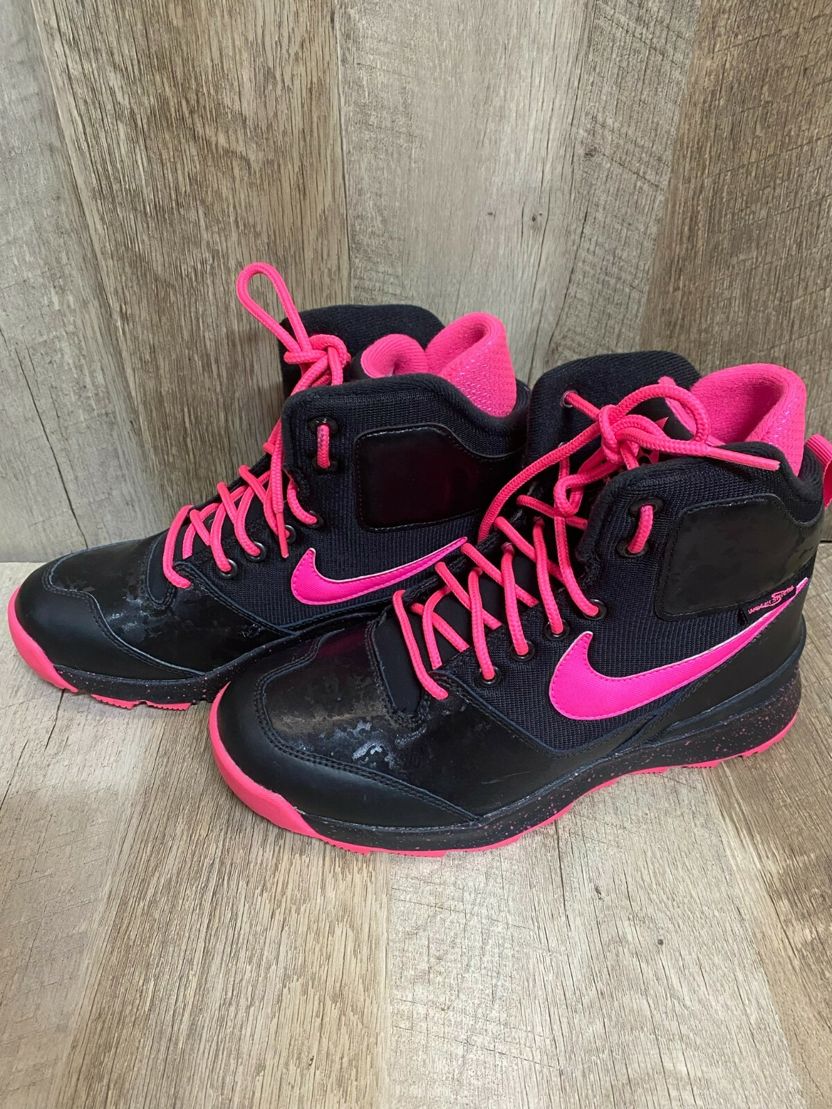 pink nike acg boots