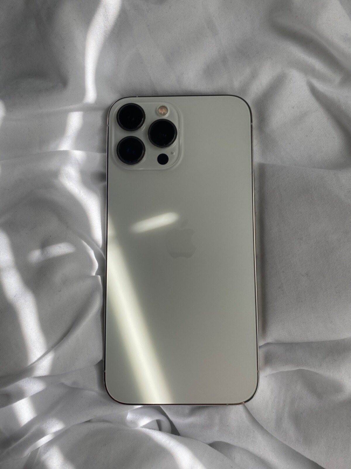 FULLY FUNCTIONING, Apple iPhone 13 Pro Max - 128GB - Silver FULLY FUNCTIONING, Apple iPhone 13 Pro Max - 128GB - Silver