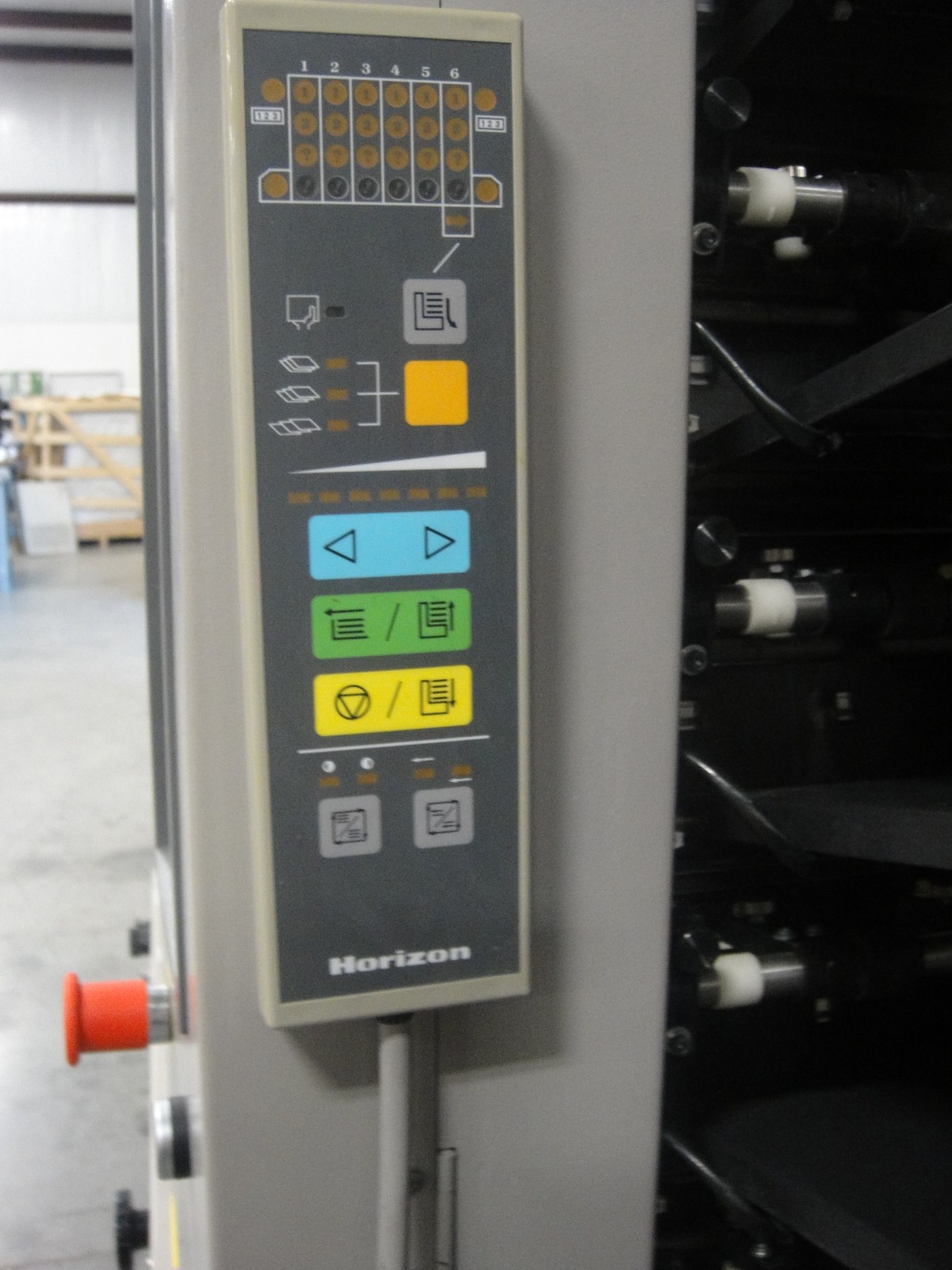 Horizon MC 80 SPF 10 II Stitch N Fold