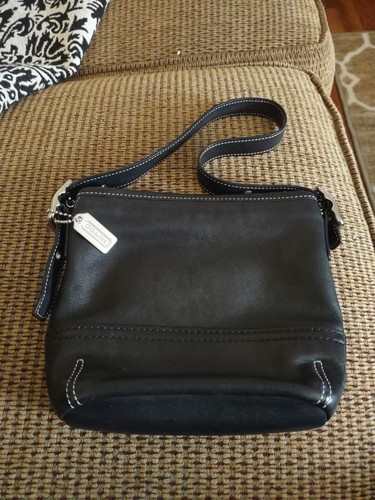 Coach Mini City Bag Black レザー 7105 Coach Leather Mini Shoulder Bag | Black | FARFETCH