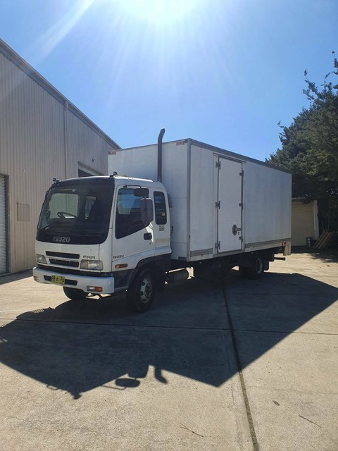 Isuzu 6 тонник