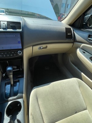 image 3 of interior
