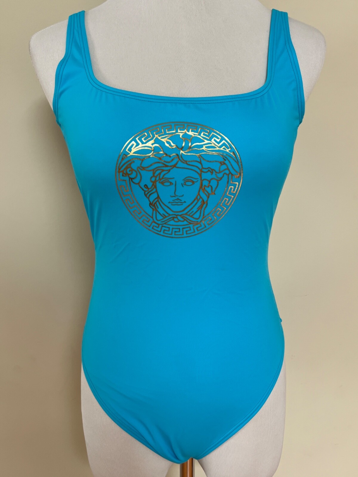 【関税＆送料込み】Versace One Piece Swimsuit With Greek Bo Greca Border One-Piece Swimsuit | VERSACE US