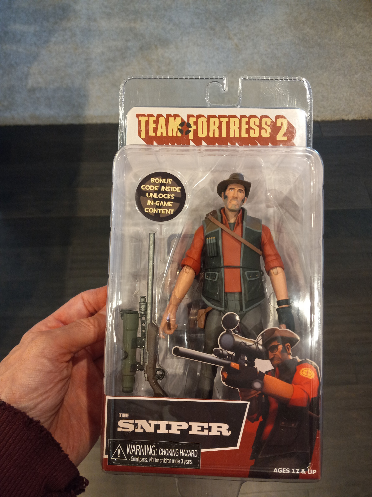 NECA RED SPY スパイ チームフォートレス2 s-l400.jpg