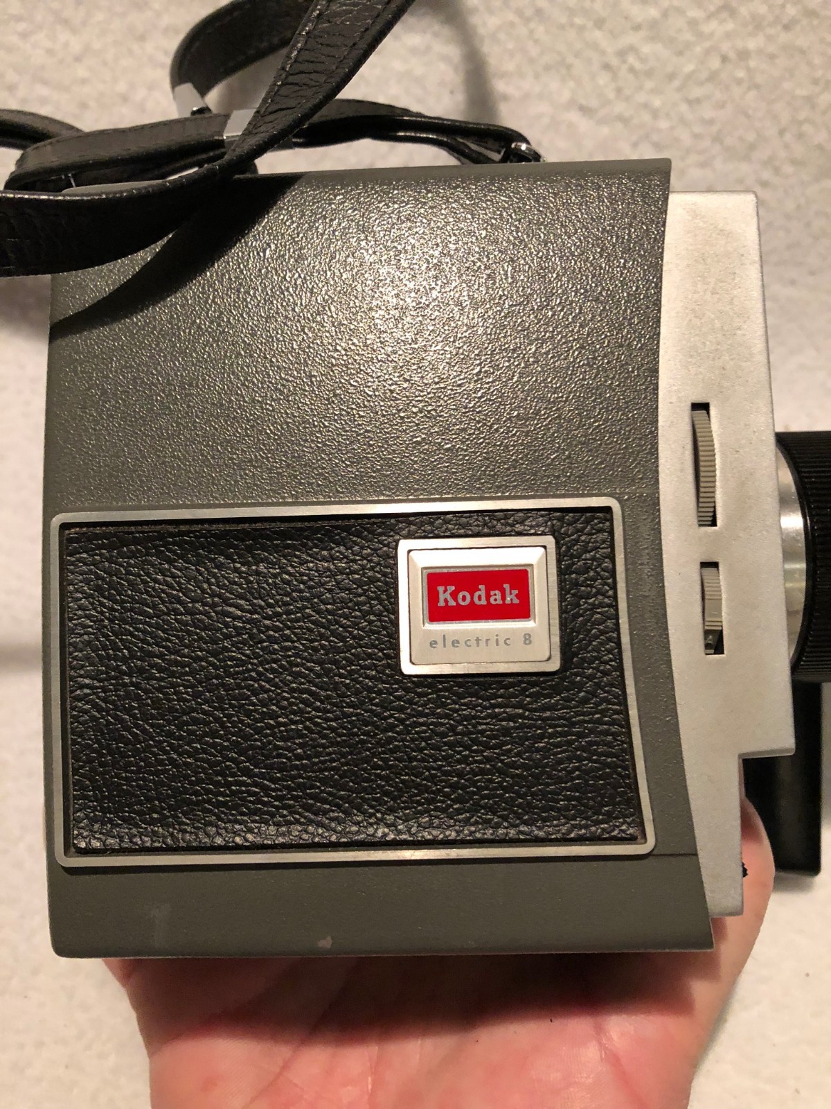 VTG Kodak Electric 8 Automatic Early Movie Camera With Carry Case