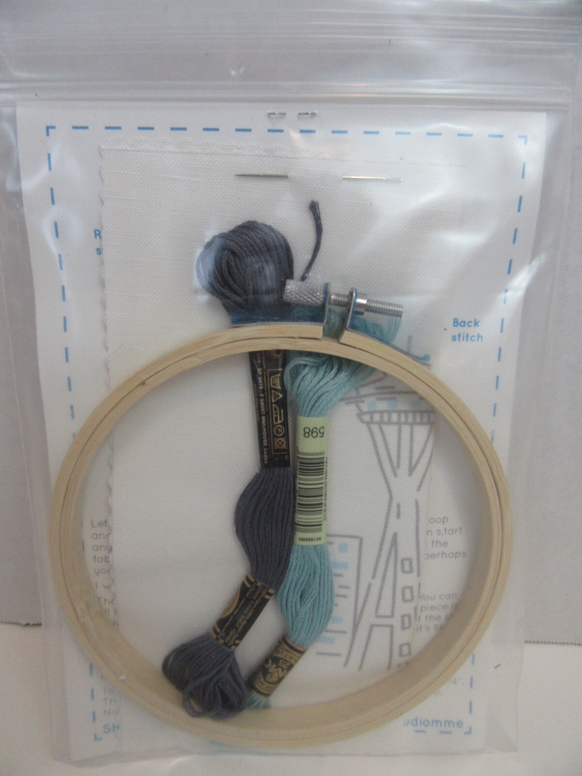 Seattles Space Needle Embroidery Kit with Hoop