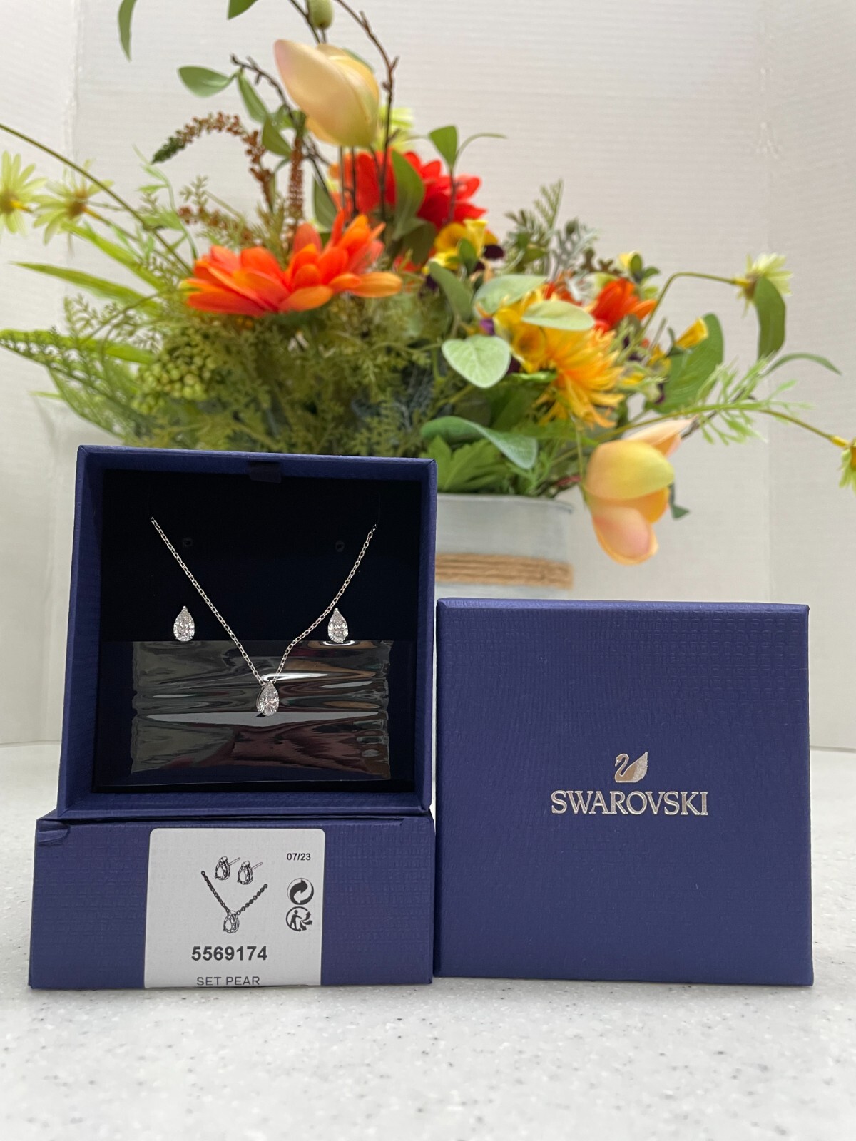 【SWAROVSKI】Attract ネックレス ピアス セット  5569174 楽天市場】スワロフスキー SWAROVSKI ネックレス ピアス セット