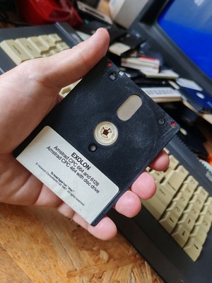 Jeu original disquette amstrad Exolon Hewson testé