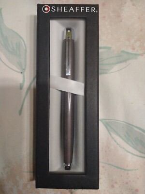 Sheaffer 300 fountain pen, Stainless Steel Medium Nib USA Made