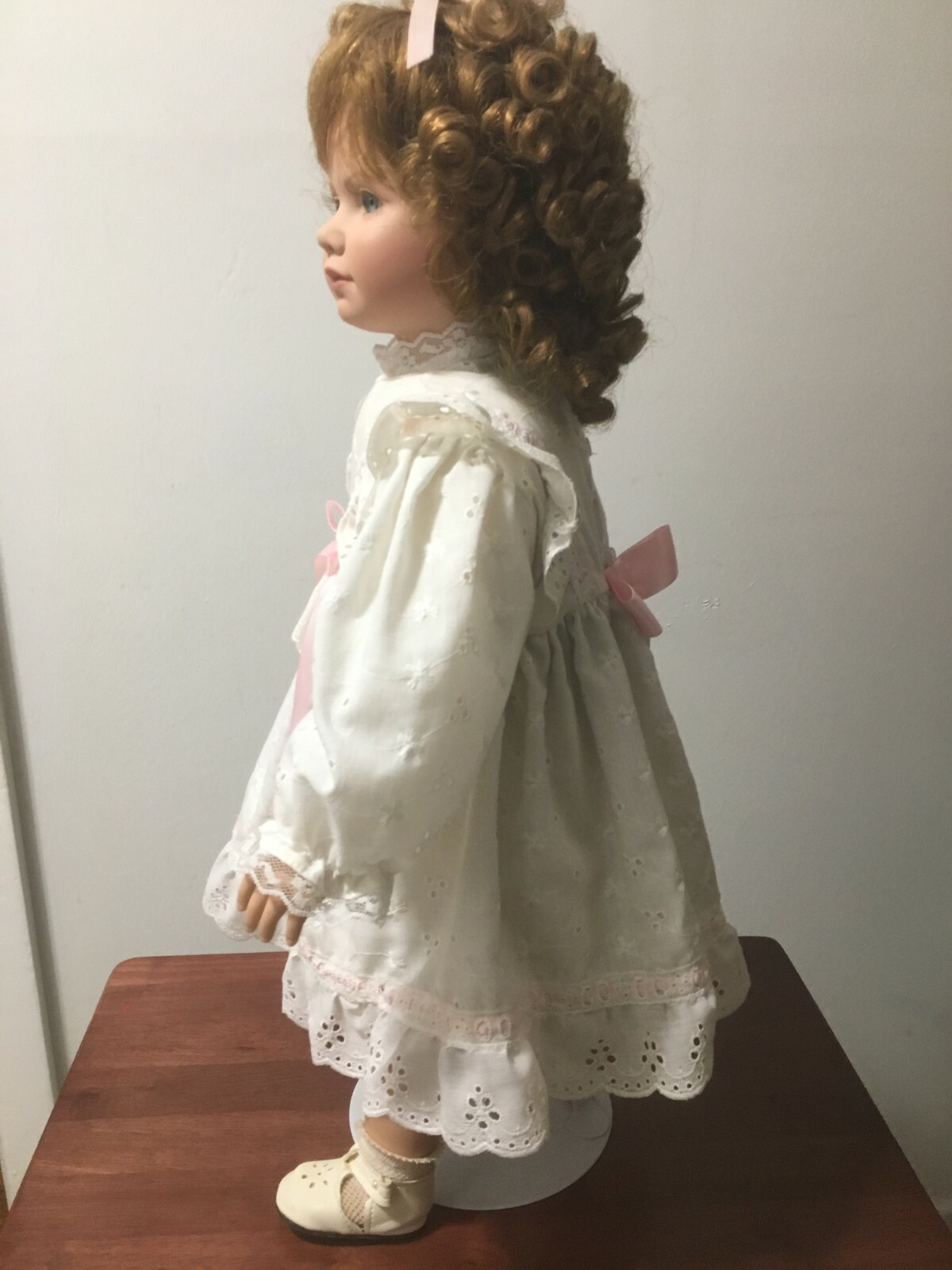 Thelma Resch signed 23