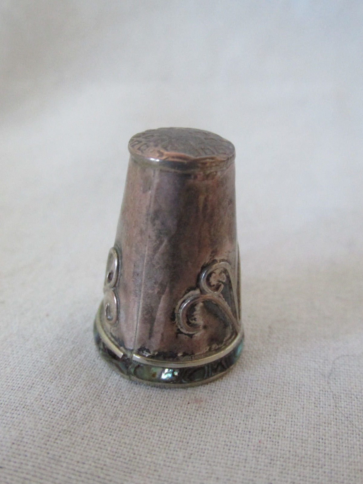 Lovely Vintage TAXCO? Hallmarked MEXICO 925 Sterling Silver SEWING Thimble