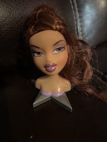 YXNG BRATZニット yxng bratz Bratz x Jean Paul Gaultier Fashion Doll in Special Edition