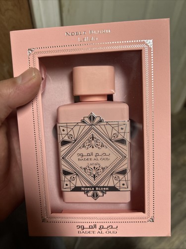 香水(女性用) LATTAFA BADEE AL OUD NOBELBLUSH EDP100ml Lattafa Badee Al Oud Noble Blush Women 100ML Edp Spray