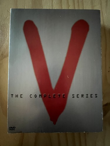 その他 V: Complete Second Season [DVD] [Import] V The Complete TV Series Season Collection Region 4 New DVD