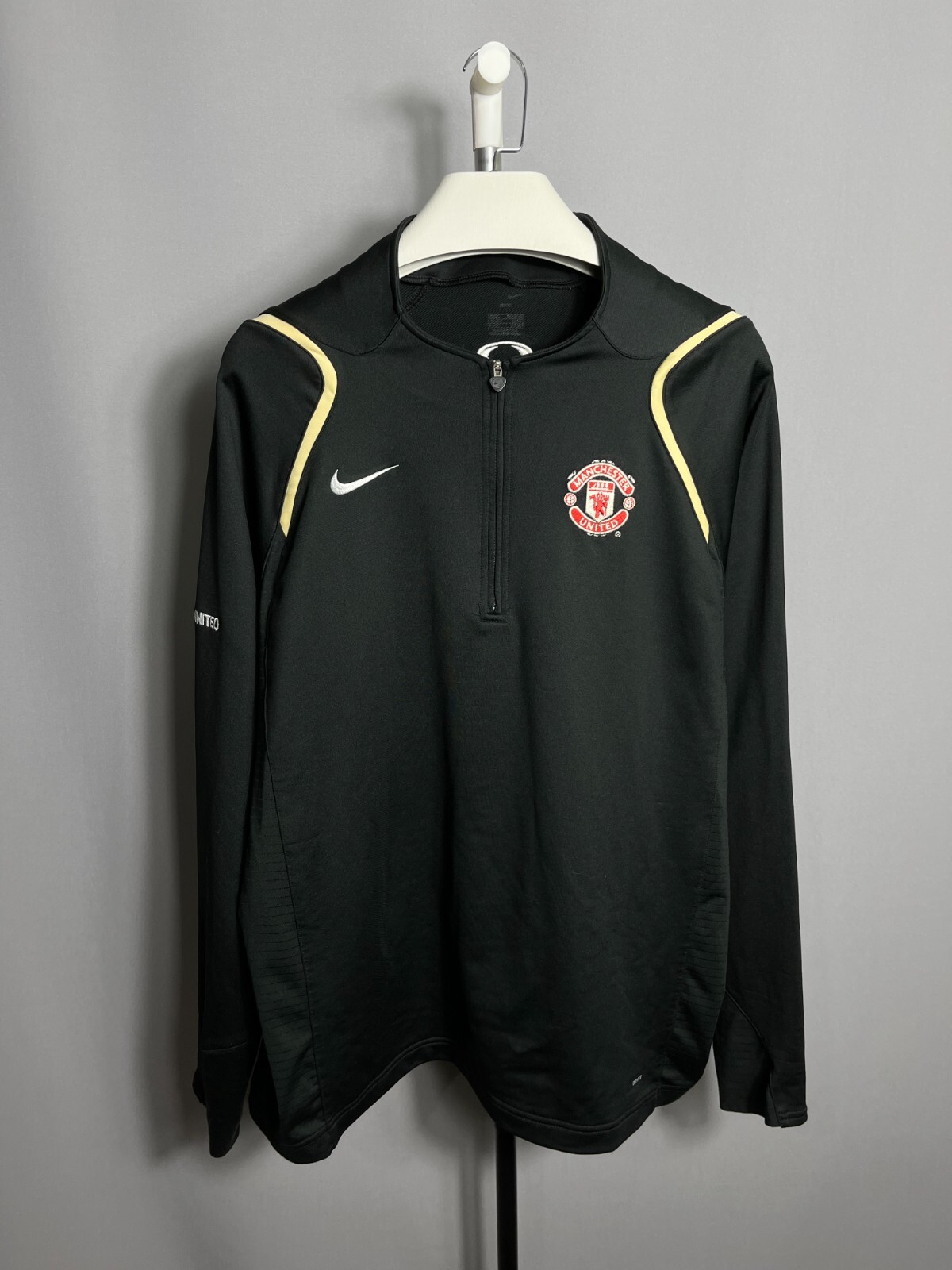 VINTAGE MANCHESTER UNITED TRAINING FOOTBALL SOCCER 1/4 ZIP