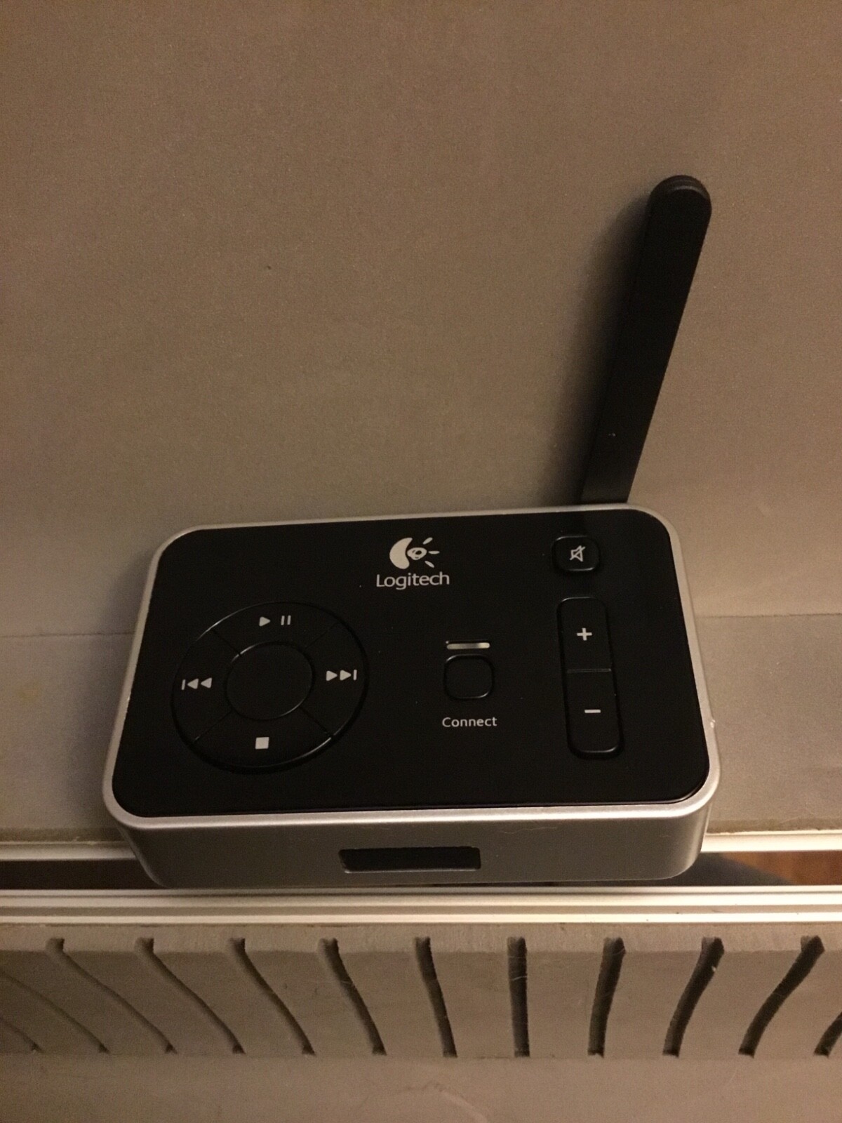 Behringer DX100 professional mixer