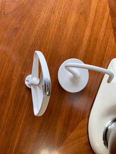 EXCELLENT KITCHENAID CLASSIC K45SS 4.5-QT TILT-HEAD KITCHEN STAND MIXER, WHITE