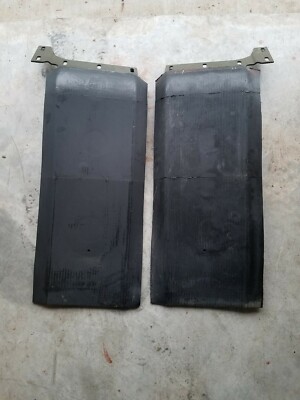 N.O.S. M561 Gama Goat Rear Fender Mud Guard Pair 11595817-1 11595817-2