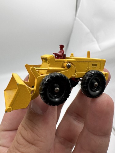 ミニカー MATCHBOX No.43 AVELING-BARFORD TRACTOR Aveling-Barford Tractor Shovel (43-B) | Matchbox Cars Wiki
