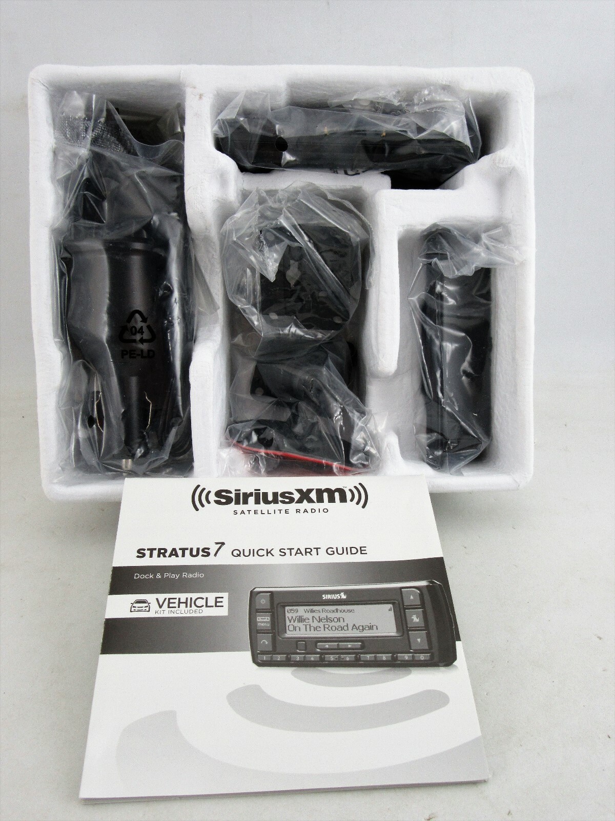 Sirius XM Stratus 7 Satellite Car Radio Receiver Complete Black SSV7V1 Open Box
