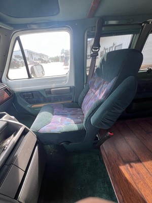 image 9 of interior
