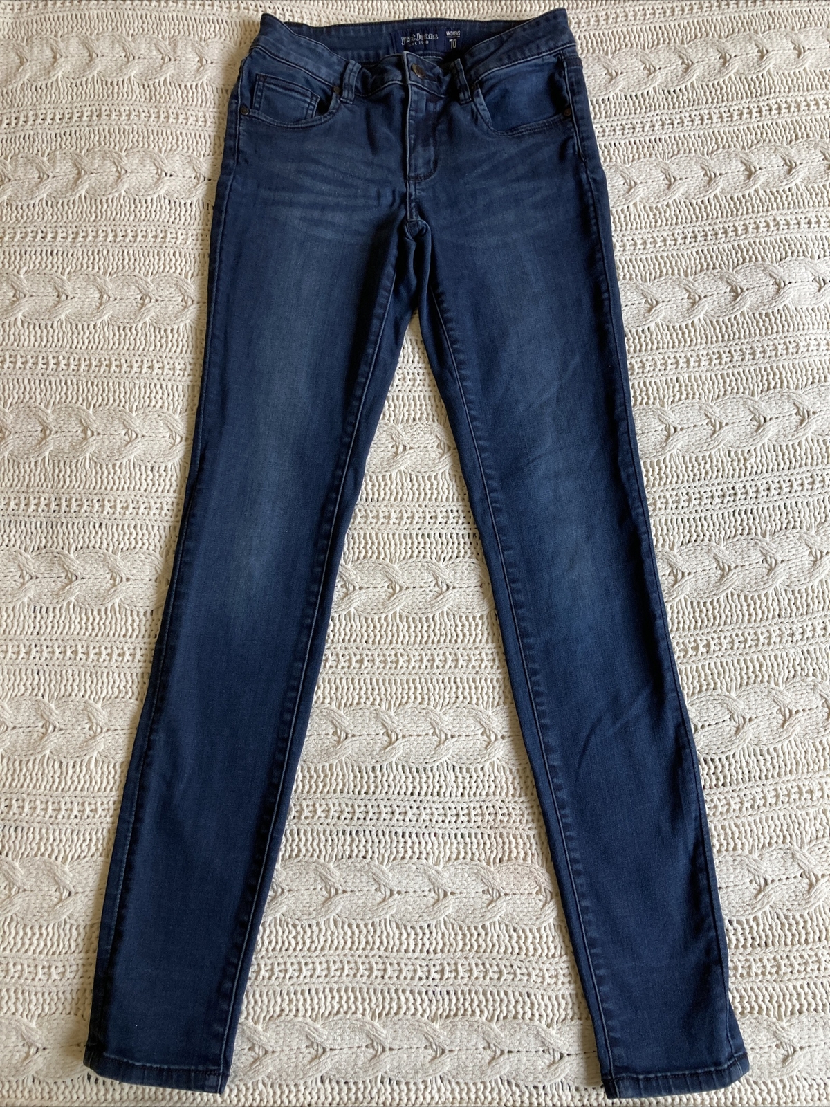 Just Jeans size 10 High rise skinny leg 
